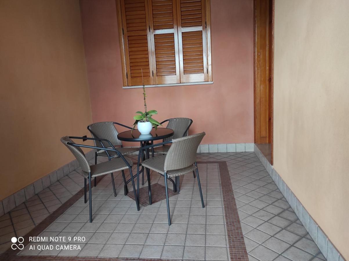 Avola Holidays Ngoại thất bức ảnh